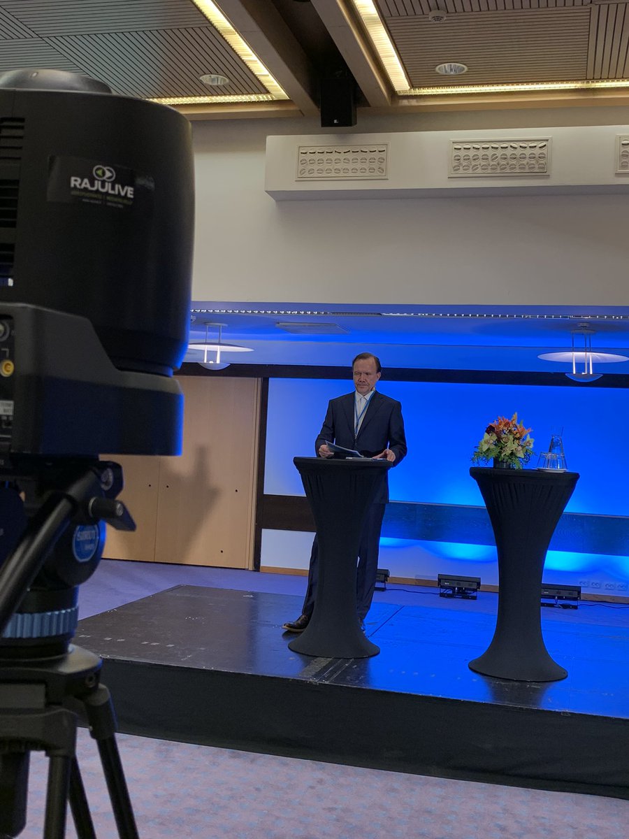 Polkaisemme käyntiin #neurologipaivat2021 symposiumilla, jossa aiheena ovat tavalliset oireet, harvinaiset syyt. Puhujina mm. <a href="/jukka_nekujupe/">Jukka Peltola</a>, Manu Jokela, Johanna Palmio ja Mari Auranen. #neurologia