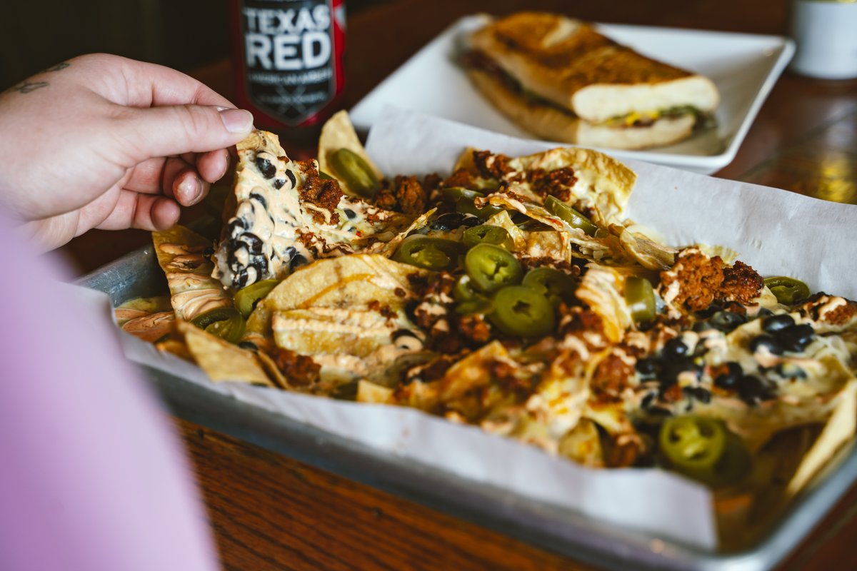 localbarlubbock's tweet image. Our Big as Your Face Nachos are great for sharing...or not. No Judgement here! 
#locallubbock #wreckem #lubbockbar #lubbockfinedinning