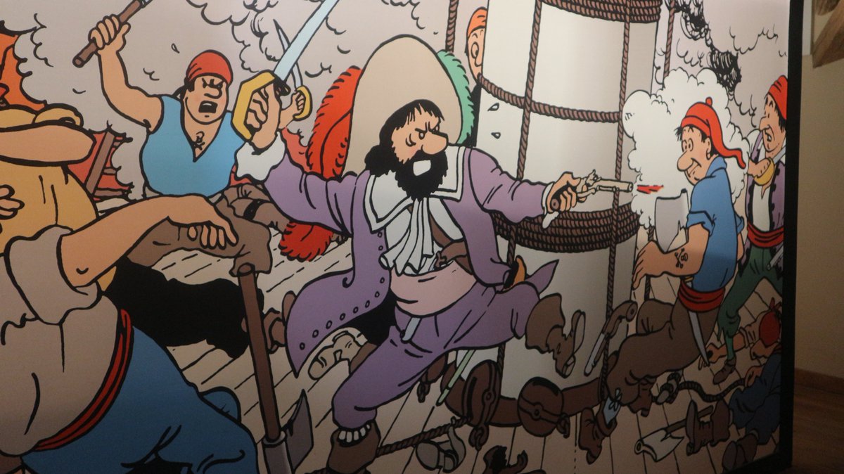 pressadom's tweet photo. News #radio #ReportagesVIP : Suite à notre émission du samedi sur #RVVS et #Vipradioonline sur #Herge #Tintin, images de l'#expo permanente du #ChateaudeCheverny sur les célèbres #BD et notre rubrique #decouverte. photos Wes et #JeanLouisBENOIT #RVPB Médias https://t.co/mYVQko2th7