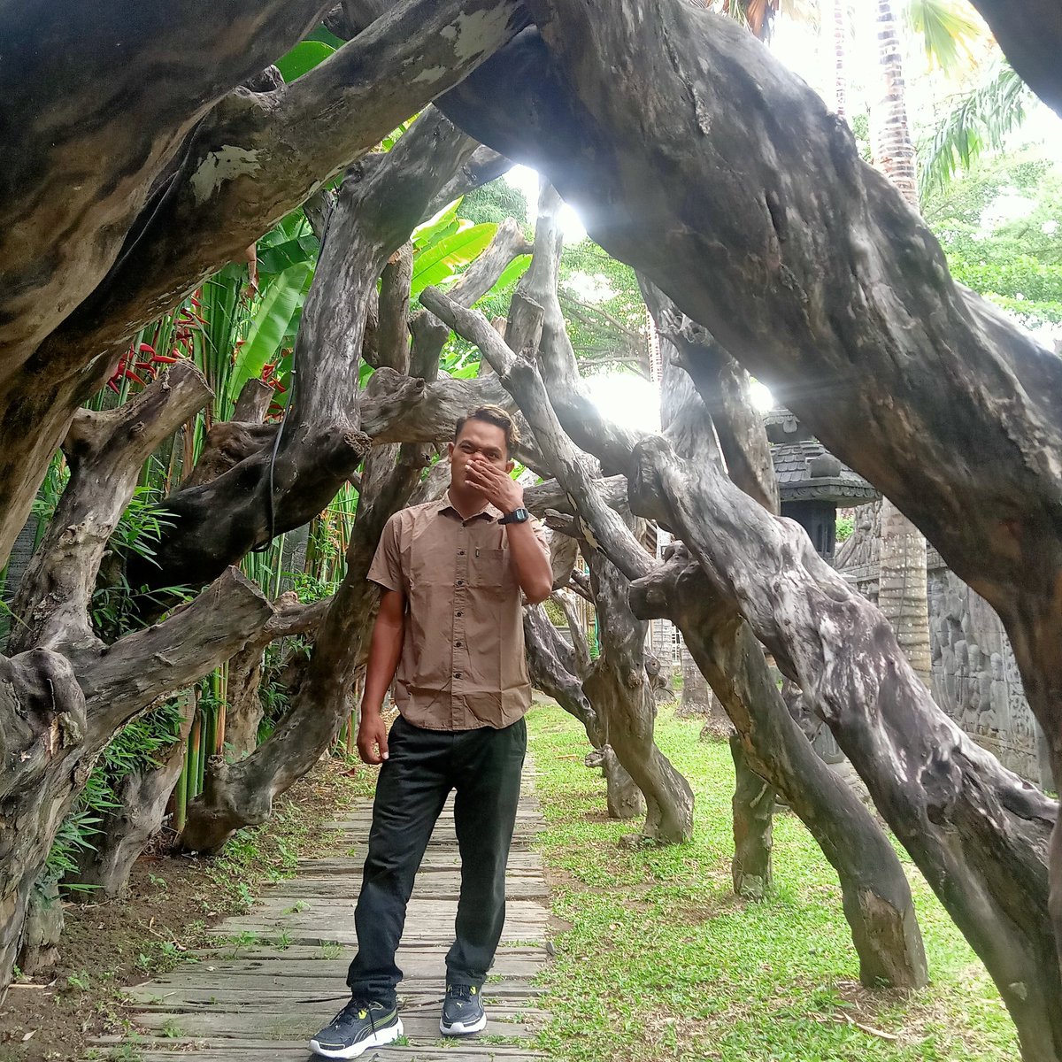 benndow's tweet photo. #FotoProfilBaru https://t.co/i0L9vP1IuR