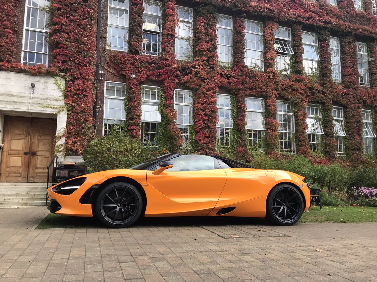 regentsuni's tweet photo. Look at that @Walpole_UK @McLarenAuto
#RegentsxMcLaren #RegentsxWalpole #VisitingProfessorships #McLaren #McLarenauto #RegentsDifference #RegentsUniLondon https://t.co/jEMcURydKj