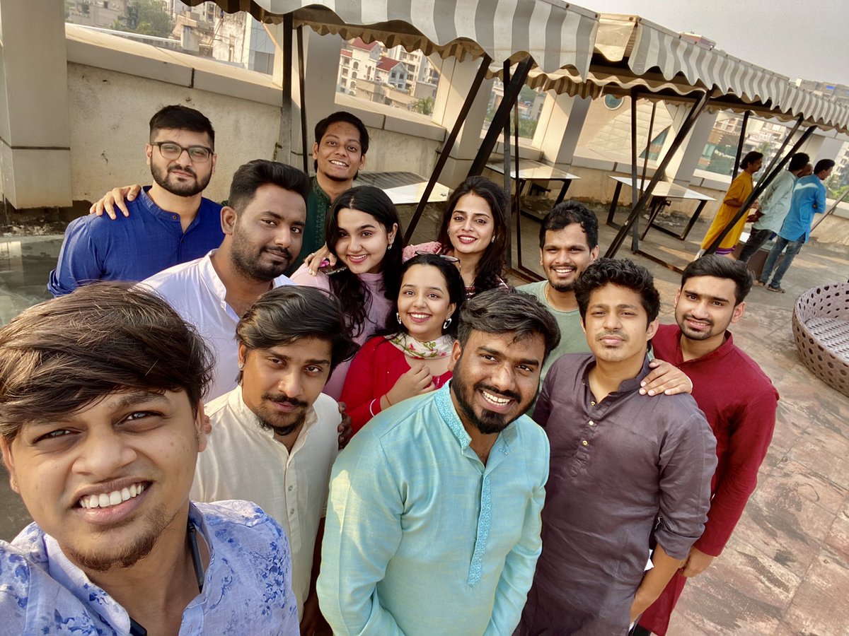 splicestudioz's tweet photo. Diwali Celebration 2021! 🪔✨
(Part 2)

#SpliceStudioz #TeamSplice #Splicians #HappyDiwali #Diwali2021 #Diwalicelebrations #Festives #diwalivibes #Indianfestive #lights #rangoli #diya #follow #like #share https://t.co/GQEY30GB9D