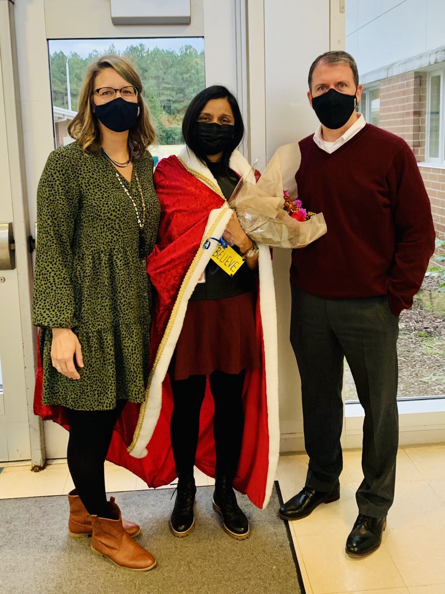 MillsParkElem's tweet photo. Congratulations to Mills Park Elementary’s 2021-2022 Teacher of the Year, Sathya Sundaram!! Ms. Sundaram is adored by all who know her. She is the epitome of kindness, grace, and professionalism. We are so happy she represents the best of the best at MPES! 🎉🎉🎉 https://t.co/xcQLUQFrYU