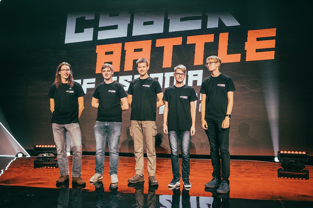 ccdcoe's tweet image. The Director of the @ccdcoe Jaak Tarien was honored to present the Special Award at Cyber Battle of Estonia 2021 award ceremony – the winner team will be able to see #LockedShields22 close up and attend the VIP tour! Congrats! 🥳
 @ctf_tech #CBOE21 #ctftech #cyberbattle