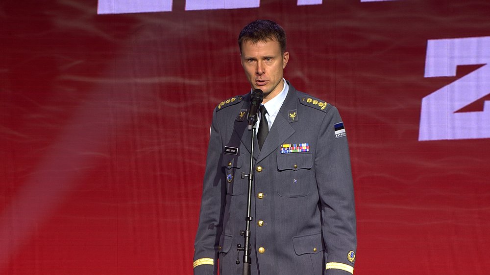 ccdcoe's tweet image. The Director of the @ccdcoe Jaak Tarien was honored to present the Special Award at Cyber Battle of Estonia 2021 award ceremony – the winner team will be able to see #LockedShields22 close up and attend the VIP tour! Congrats! 🥳
 @ctf_tech #CBOE21 #ctftech #cyberbattle