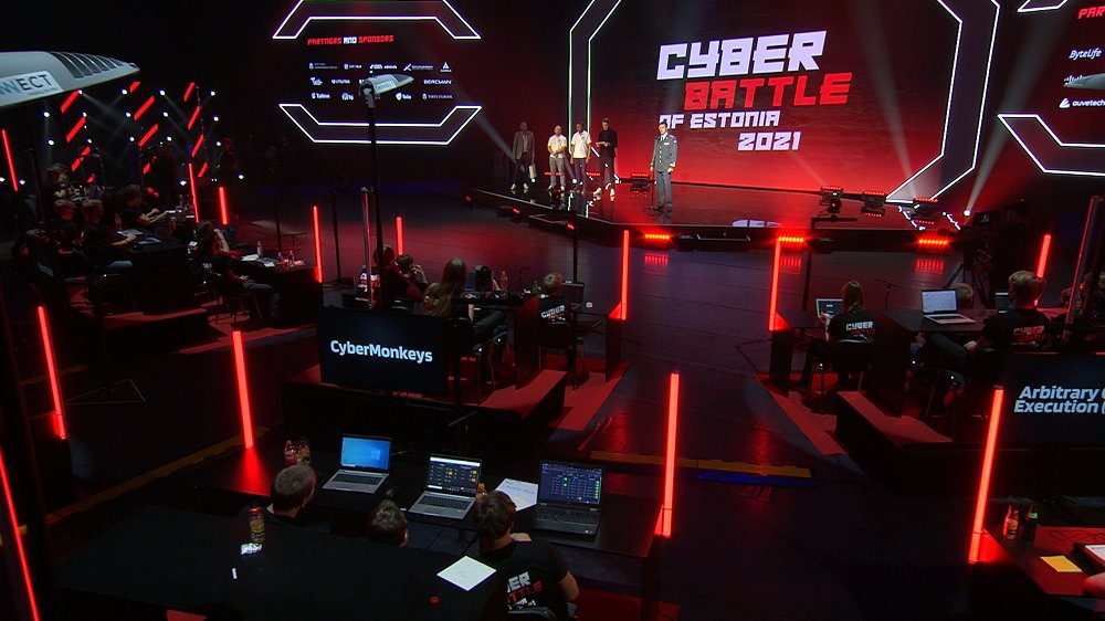 ccdcoe's tweet image. The Director of the @ccdcoe Jaak Tarien was honored to present the Special Award at Cyber Battle of Estonia 2021 award ceremony – the winner team will be able to see #LockedShields22 close up and attend the VIP tour! Congrats! 🥳
 @ctf_tech #CBOE21 #ctftech #cyberbattle