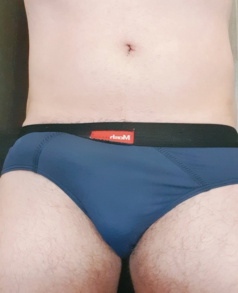 DinCueca's tweet photo. Cuequinha
#Cueca #CuecaAzul #PintoAwards #Trusas #Bulge #Briefs #Speedo #bulgeunderwear @tesao_cueca @trusasfetiche @cuecas_em @PorCuecas @fetiche_cuecas @FLBriefsMan @novo89657 @BrotherLycra @CuecasMagia @cuecafet @cuecaomaneiro @cuecafetish @fetichesunga @trusasfetiche https://t.co/inoJzfI2DO