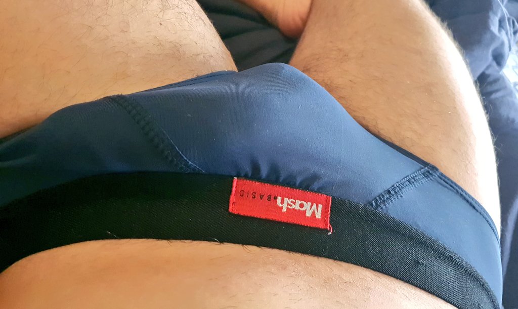DinCueca's tweet photo. Cuequinha
#Cueca #CuecaAzul #PintoAwards #Trusas #Bulge #Briefs #Speedo #bulgeunderwear @tesao_cueca @trusasfetiche @cuecas_em @PorCuecas @fetiche_cuecas @FLBriefsMan @novo89657 @BrotherLycra @CuecasMagia @cuecafet @cuecaomaneiro @cuecafetish @fetichesunga @trusasfetiche https://t.co/inoJzfI2DO