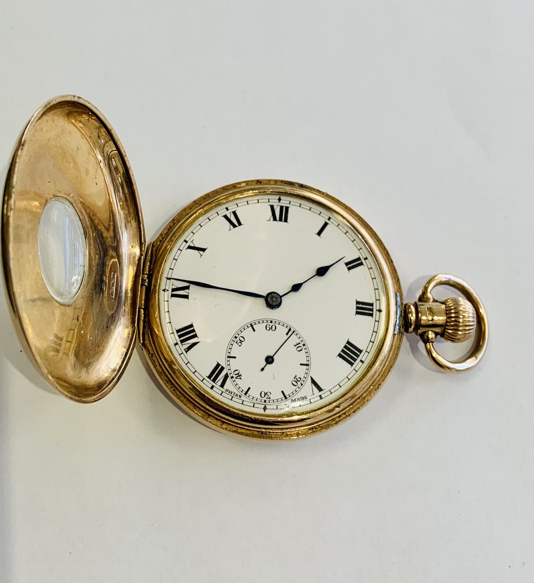 shankliniow's tweet photo. Check out our bio π΅π»ββοΈ#gold #goldpocketwatch #pocketwatches #9ctwatch #oldwatches #halfhunter #halfhunterwatch #shanklin #iow #smallbusinessowners https://t.co/u3zFT7FQ9z