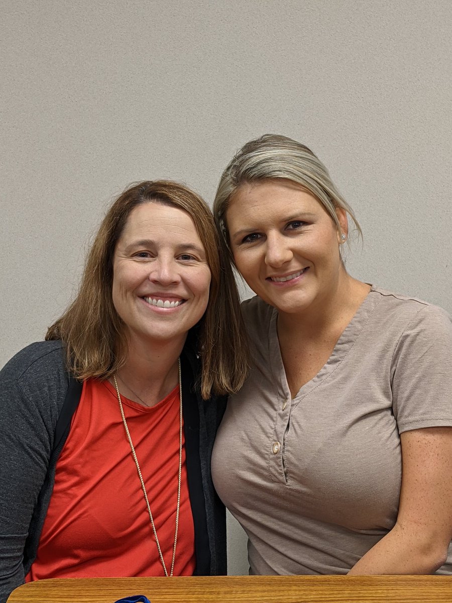 smita97's tweet photo. 2,4, 6, 8
    Who do we appreciate?
Laura Patrick &amp; Shauna Davis!!
               A,B,C,D
We have the best ICs at TWE! @TWEHowl#twehowl@Katyisd https://t.co/xE8qPMcE4d