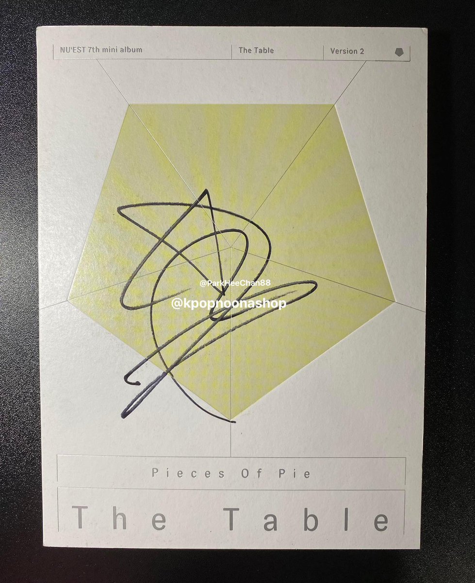 ParkHeeChan88's tweet photo. These are the only ones remaining! Sold 2 signed albums of Ren before posting😅
D-icon BKK #Ren P1,300 (from 2k)
Signed Wake,N P1,000 (from 1,800)
Signed #The_Table P1,000 (from 1,800)
Get 2 (D-icon and any album) at P2,000
Get ALL SIGNED at P2,700
Get EVERYTHING at P4,000 https://t.co/oyxIumEHFg