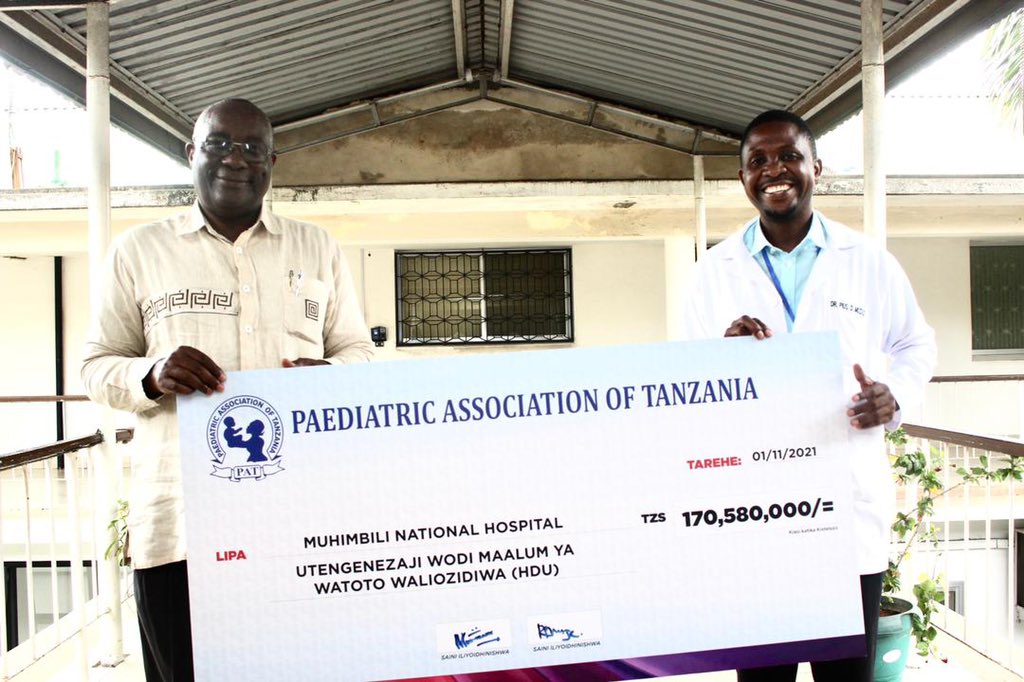 paediatricstz's tweet photo. ✨✨Pre Conference Activity✨✨
Presenting our contributions to Muhimbili National Hospital administration from the fundraising event hosted by PAT.
Thanking all that made it possible

#paediatricsyetu
#LateBenjaminMkapa
#LateReginaldMengi https://t.co/Dk6Ky1vDrC