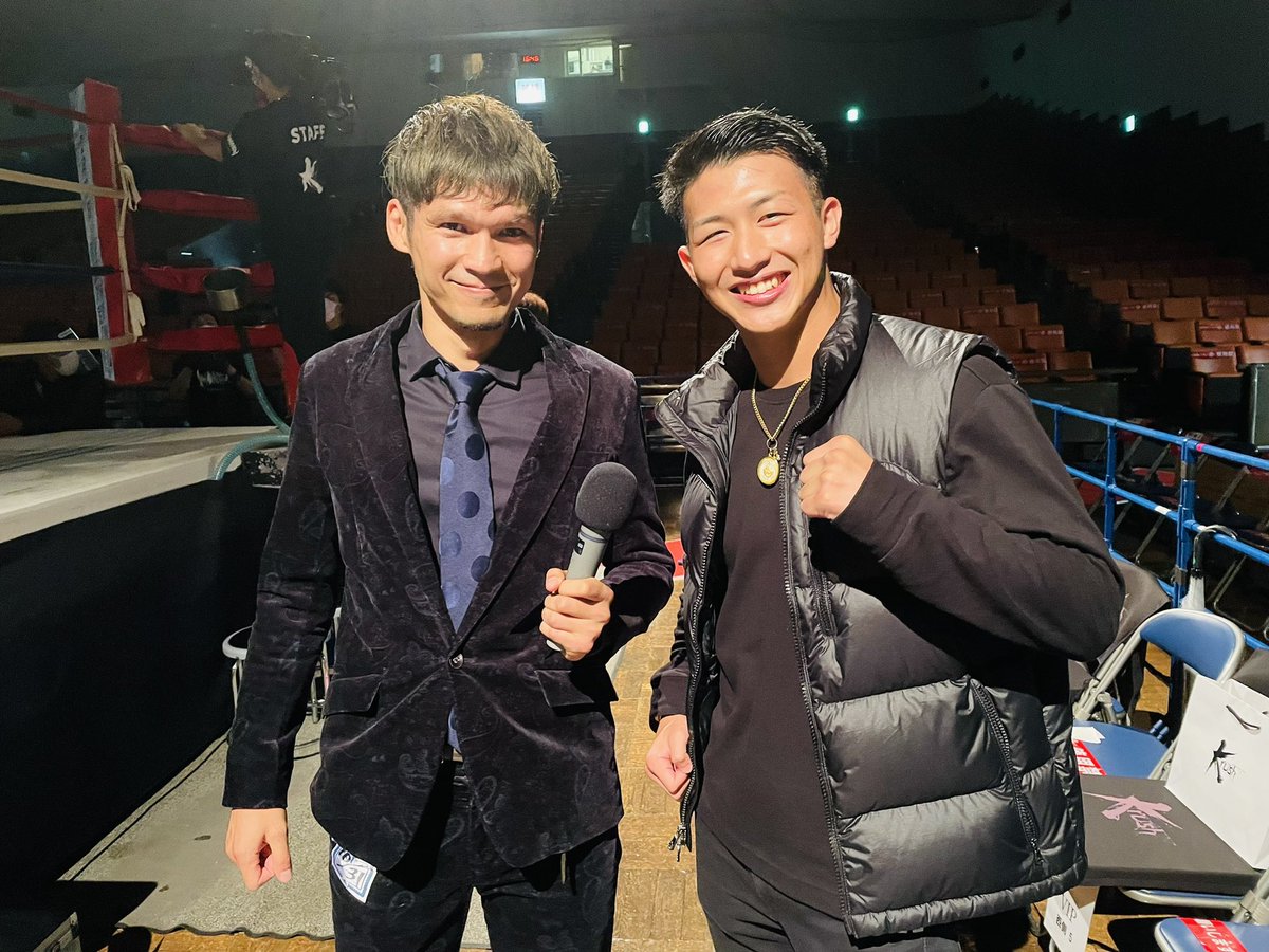 nao_kick's tweet photo. ブログを更新しました。
「Krush.130 〜7年ぶりに聖域の真ん中へ〜」
#krush130
#k1wgp
#村越優汰
#熊田陽子
#朝久泰央
https://t.co/CzAY4rUCmY https://t.co/uwSMcFUsaH