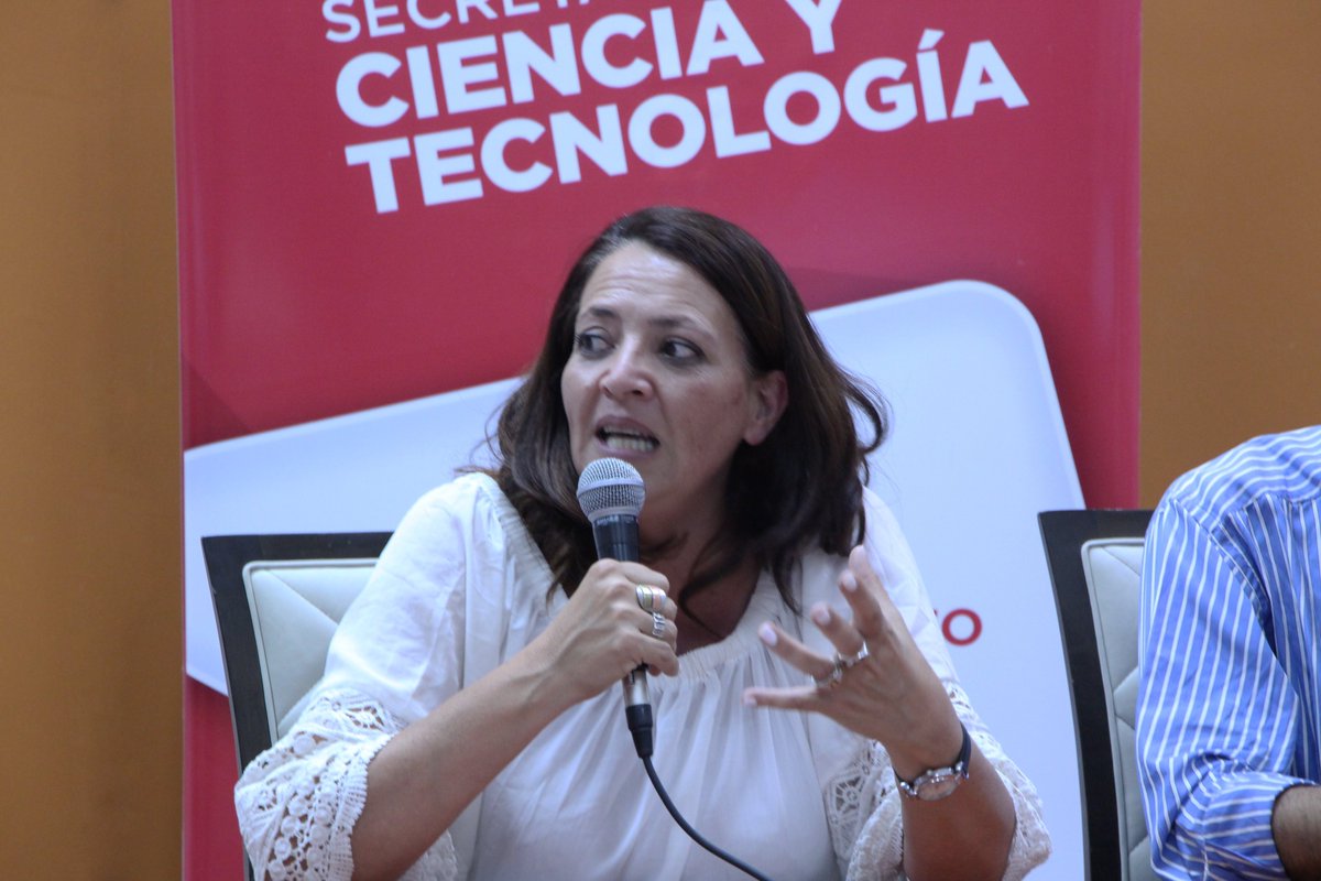 unlaroficial's tweet photo. #UNLaR50Años
UNLaR y Provincia promueven la inclusión laboral de estudiantes👧🏻🧒🏽
https://t.co/2OvU4h25yX https://t.co/HXCWwT7Ifo