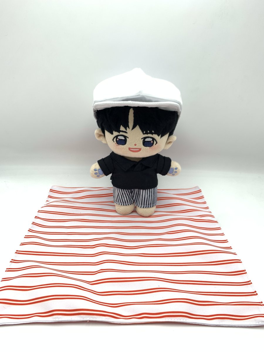 [호검이 1차 샘플 안내🧸]
기다리고 기다리던 1차 샘플이 나왔어요!!
# 수정사항
-양 어깨 대칭 맞추기
-몸통 자수 up, 엉덩이 자수x
-코/입 색 연하게 변경
-머리통 윗부분 조금 작게
-뒤쪽 박음질 정리(등/ 머리아래쪽)
이렇게 수정요청했습니다~!!🔧
#20cm인형 #20cm솜뭉치 #20센치인형 #Bogummy