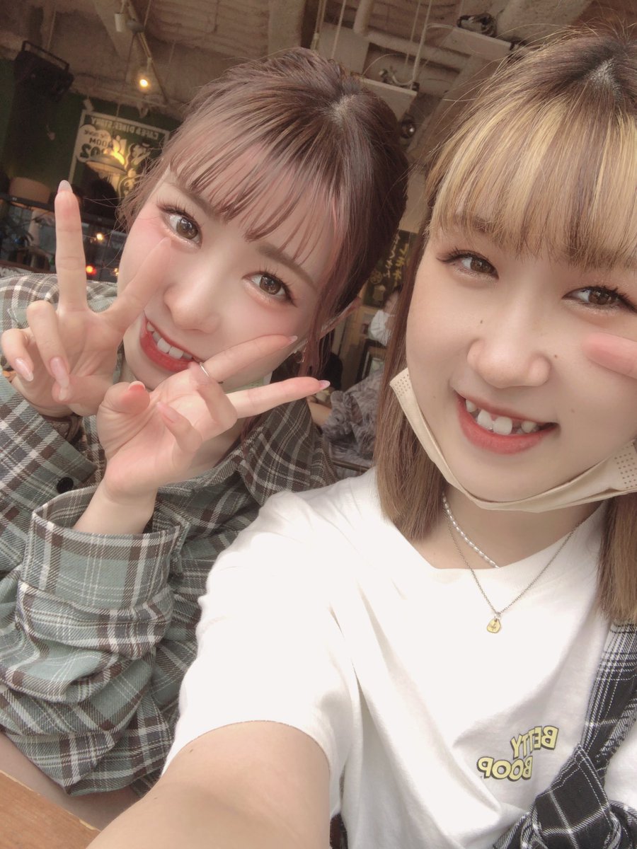 aaa_Rk07's tweet photo. ゆかちんとご飯行ったんだっ☀️✨
#時差投稿 #すいません #あなたが何オタクで誰推しか当てる https://t.co/MiYnvSynWN
