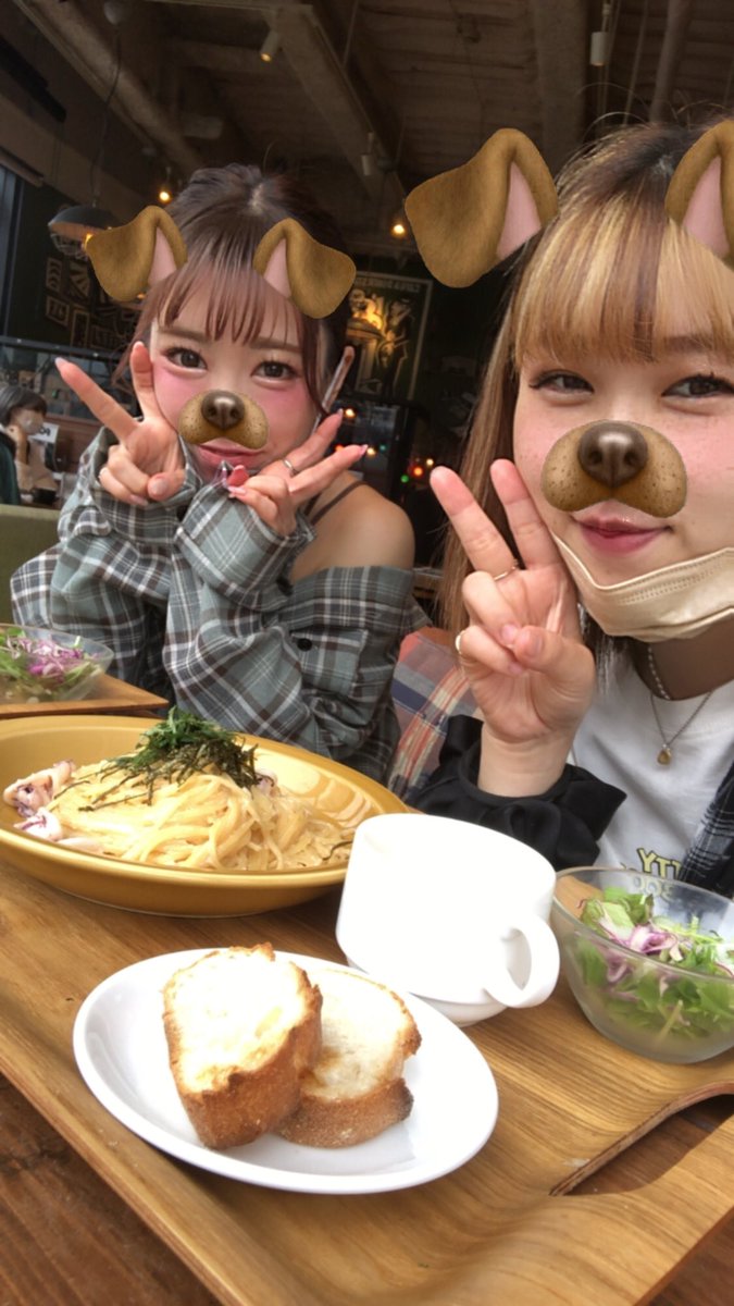 aaa_Rk07's tweet photo. ゆかちんとご飯行ったんだっ☀️✨
#時差投稿 #すいません #あなたが何オタクで誰推しか当てる https://t.co/MiYnvSynWN