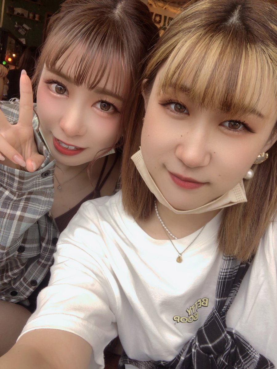 aaa_Rk07's tweet photo. ゆかちんとご飯行ったんだっ☀️✨
#時差投稿 #すいません #あなたが何オタクで誰推しか当てる https://t.co/MiYnvSynWN