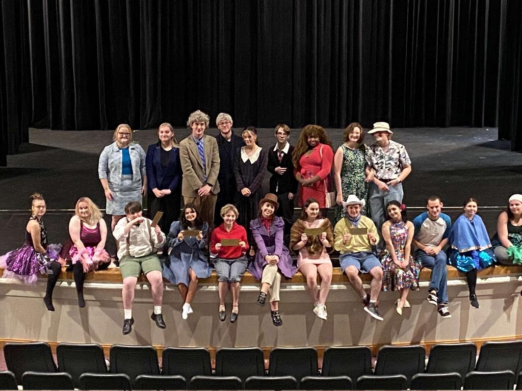 DramaJCHS's tweet photo. we ❤ our cast AND crew!

it's show week!! opening night is TOMORROW!! make sure to come either tomorrow night, friday night, and/or saturday night. you can buy tickets at 6pm, be seating at 6:30, and shows begin at 7. we can't wait to see you there! https://t.co/5Q69qdQbzr