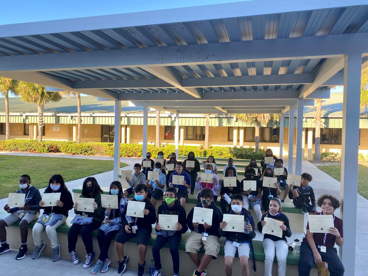 GGM_SOARS's tweet photo. @GGM_SOARS Huge CONGRATULATIONS to all of our October Student's of the Month. Thank you @Moes_HQ for donating certificates for a FREE meal!!! #FalconPride https://t.co/l0Ejn461qq
