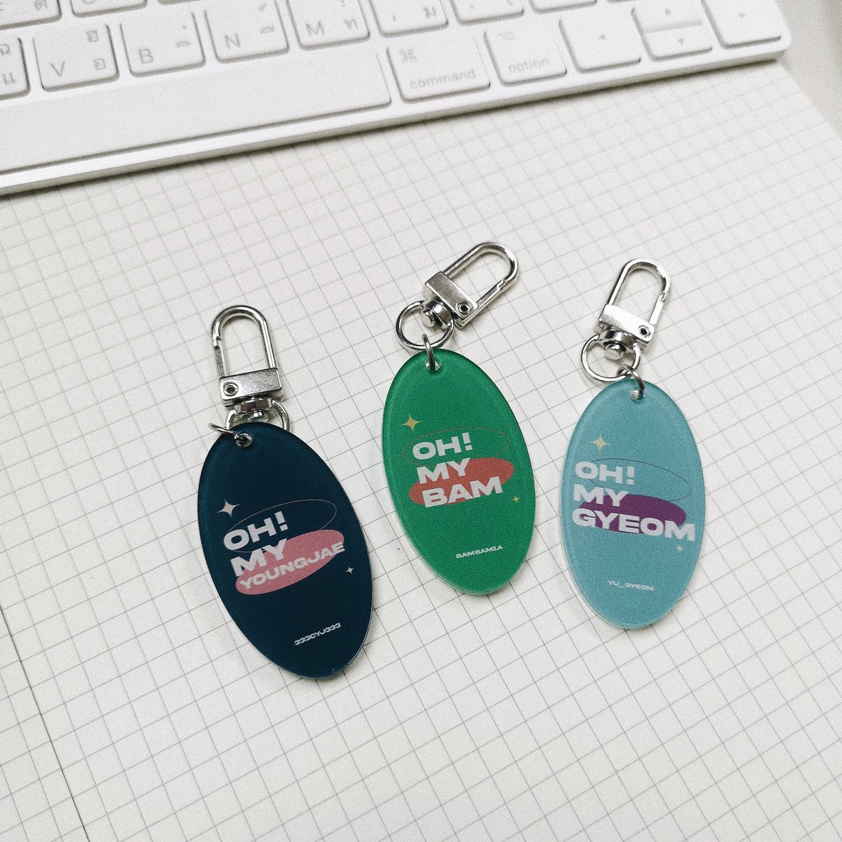 HESHEIT__'s tweet photo. PROMOTION 11.11 SALE 🥳✨

Keyring 1 แถม 1 80.- 
Sticker set 50.- 2 เซตส่งฟรี!

ค่าส่ง 35 บาท 

สนใจ dm. เลยค่า ~ 

#ตลาดนัดอากาเซ​ #GOT7 https://t.co/sozjggbAgc