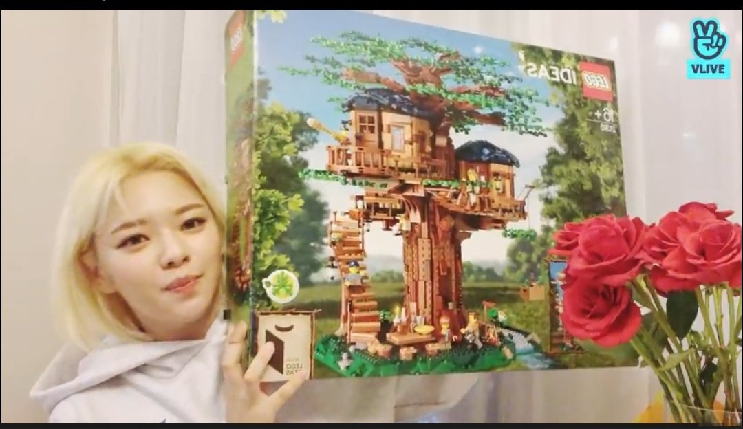 jhgyeomm's tweet photo. Es el primer live de Jeongyeon que veo, me muero de lo hermosa que se ve https://t.co/JSchrZwR1Y