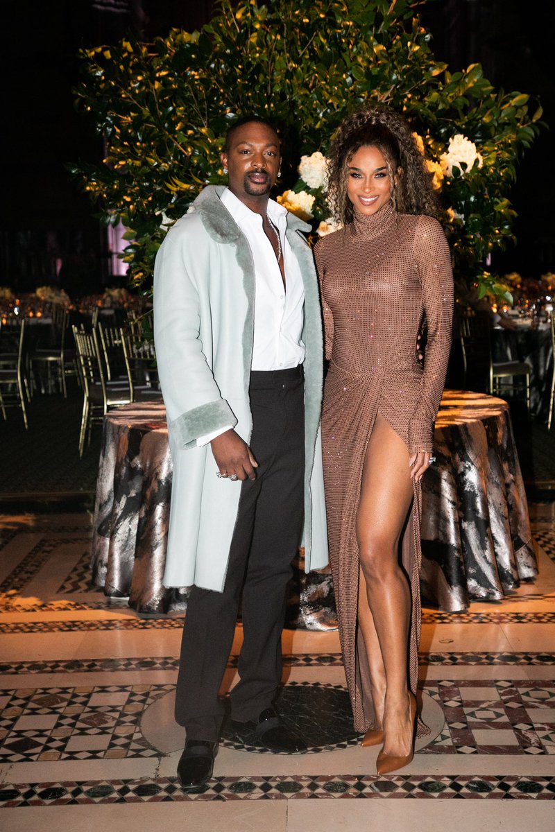 ciara's tweet photo. It was a great honor to present the Designer of the Year Award to you @LaQuanSmith ! You’re deserve it all! Thank you for having me. Love you! #AceAwards 🤎 https://t.co/qGxbFKraCm