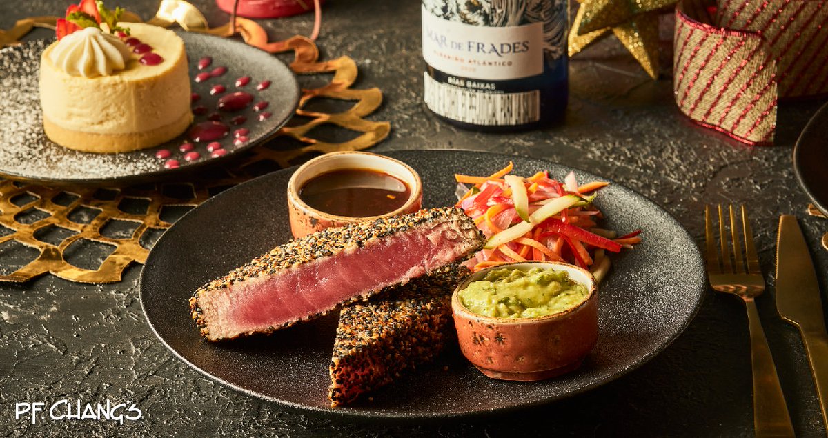 PFChangsCol's tweet image. Un momento especial, merece un lugar especial y en P.F. Chang&apos;s ya se siente el espíritu de compartir ❤️. Nuestros nuevos sabores te harán sentir lo mejor de esta época🎉. Ven y celebra con nosotros, tenerte aquí será el mejor regalo.🥂​

#HolidaysPfChangs #PfChangsCol