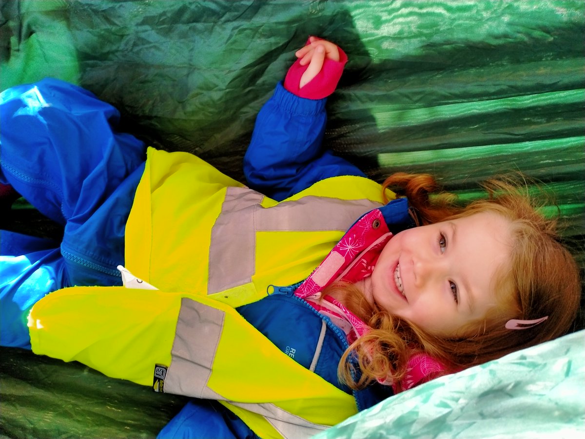 CherryTreeEYC's tweet image. This week we had a group of parents and children working with Gordon from Learning from landscapes. We had great fun building a shelter at our allotment, having our snack in it ,risk assessing the ground behind allotment and putting up a hammock.