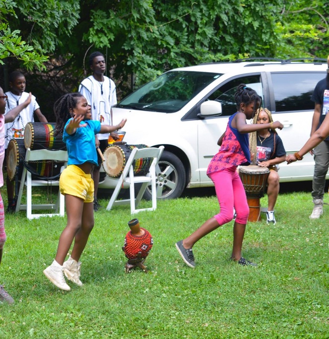 Moonlight on Main Last Chance! Check out the final events this weekend. gogastonnc.org/post/moonlight…

Moonlight on Main St, Belmont Main Street / Downtown Belmont Development Assoc., The Schiele Museum of Natural History, Black Star Theater Company, Drums 4 Life, #GoGastonNC