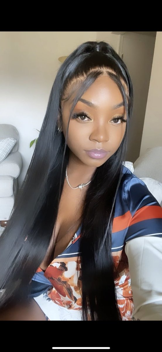 littleKAY__'s tweet photo. Buenas Noches 😘✌🏾 https://t.co/CKZseSsyq1