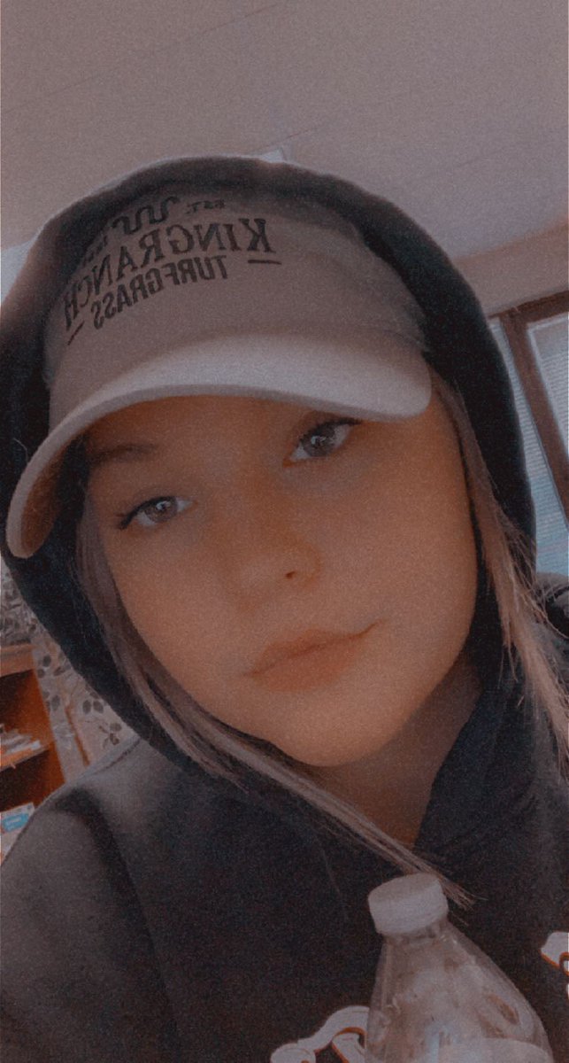 RobisonKirsten's tweet photo. Baby it’s cold (and wet) outside❄️ https://t.co/MylKq87cQ6