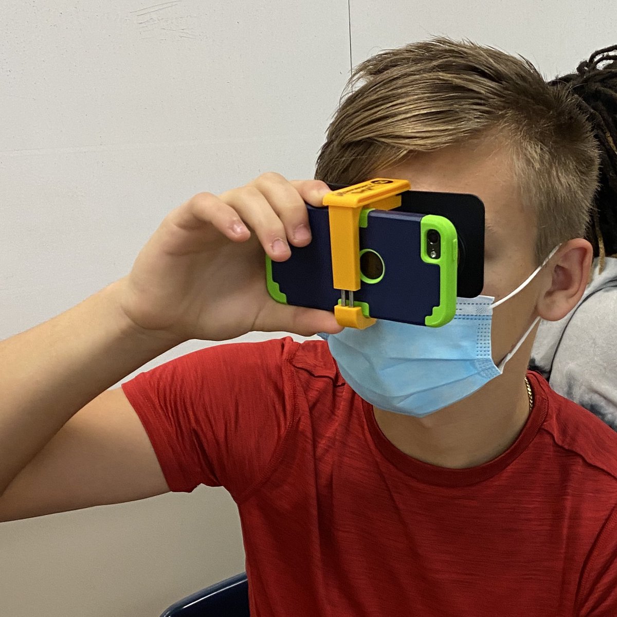 Experiencing Battle Road “firsthand” with YouTube 360 VR and Google Cardboard allows Ss to make comparisons between Revolutionary War and modern warfare. <a href="/KarrerMS/">Karrer Middle School</a> @mr_anglea <a href="/DublinSchools/">Dublin City Schools</a>