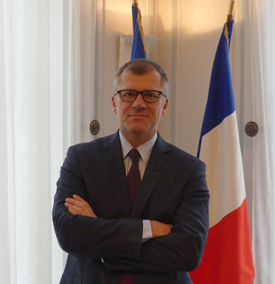 Le Conseil des ministres a validé ce matin, la nomination de Monsieur Frédéric Perissat, préfet de la #Manche. 
Monsieur Jean-Sébastien Lamontagne, préfet des #Ardennes lui succédera.