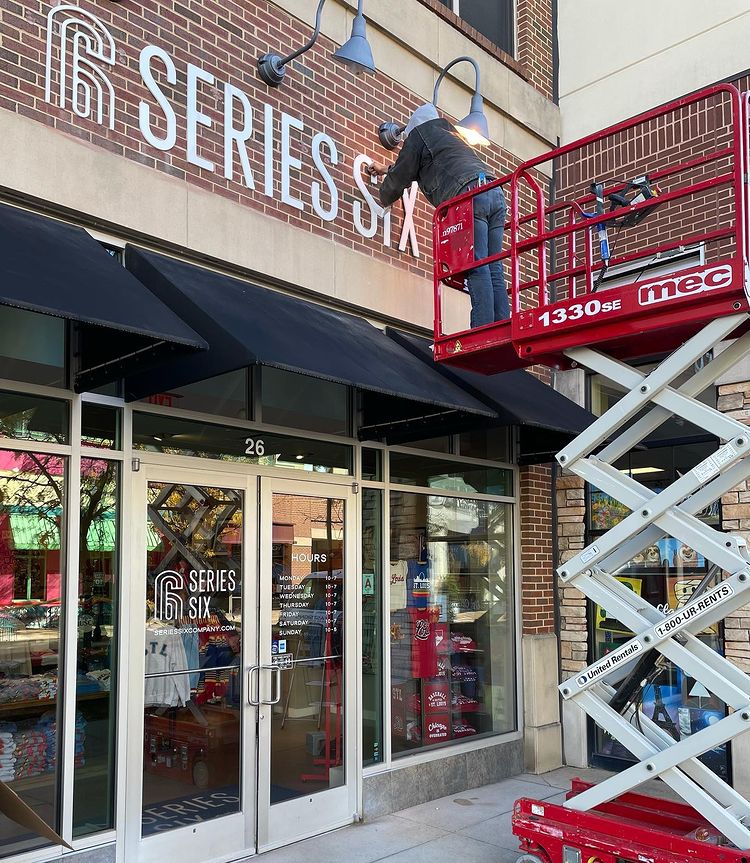 TheBoulevardSTL's tweet photo. We spy: a gorgeous new sign making @series_six “Boulevard Official!” 🤩Thank you to Sami and team, and the many Series Six loyal customers whose support helped make this possible. Come and see their beautiful—and now permanent—space!
#SeriesSix #PopLocal #TheBoulevard #New #STL https://t.co/wqwfxiDafp