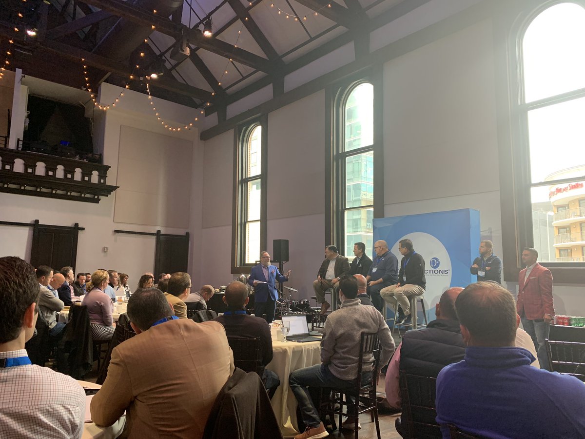 alignwealthmgmt's tweet photo. Our team is at #D2Live in Nashville! Currently listening to a panel about mergers and acquisitions. #financialplanning https://t.co/pRgCXqQMuH