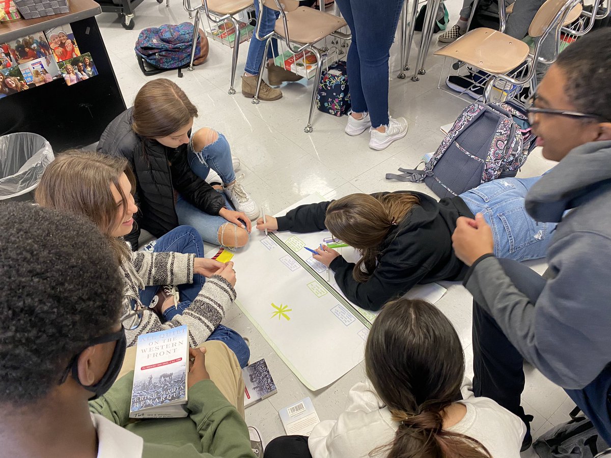 Ss in Mrs. Worsley’s ELA class enjoyed creating timelines based on their text in a group setting. Adding the ability to use markers, crazy tape, and to move around really helped engagement and retention. #sumnerachieves <a href="/TWHMiddle/">T. W. Hunter Middle School</a> <a href="/JEric_Bowman/">Eric Bowman, Ed.D.</a> <a href="/DrJLovett/">Jay Lovett, Ed.D.</a> <a href="/TeachHigh32/">Kim High</a> @co_sumner