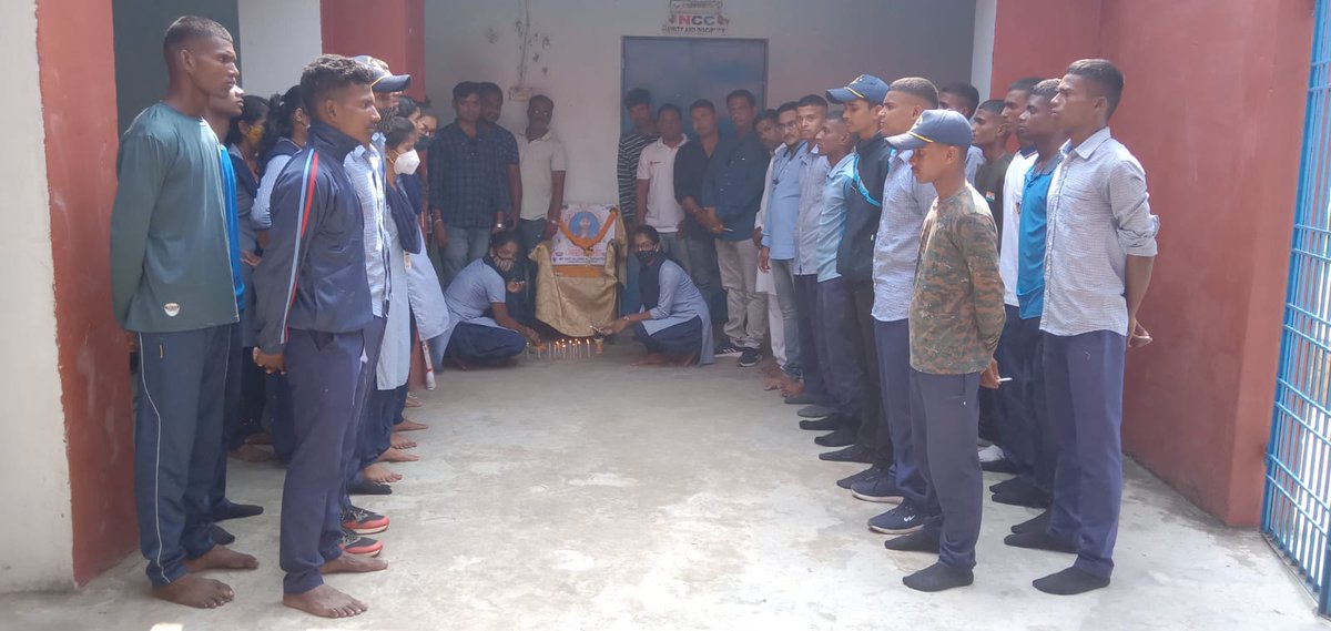 alumni_my's tweet photo. One of the member, Miss Sasmita Mohapatra (JHILI) of MY NCC ALUMNI ASSOCIATION  passed away due to a severe accident. Our deepest &amp; sincere condolence with her always. 
In this connection MY NCC ALUMNI ASSOCIATION members offered a silence prayer  for her great soul by . https://t.co/UmJskOWNmm