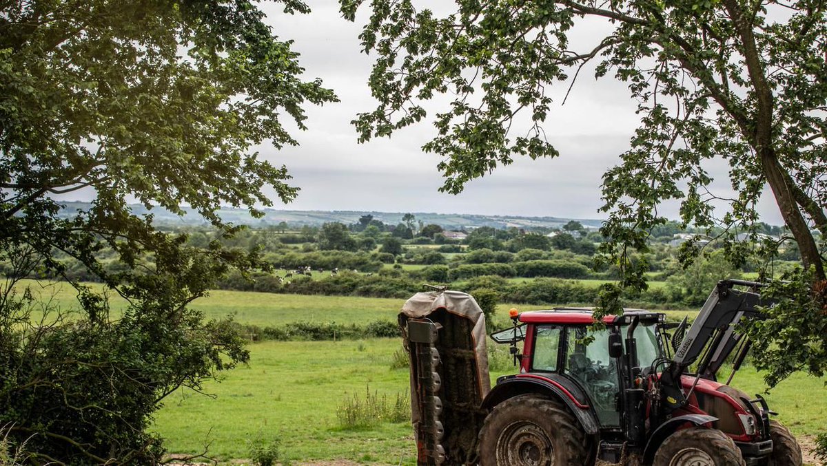 Farming_Indo's tweet photo. Women's tractor training course over-subscribed - but more if the demand is there!  https://t.co/FHyGVJLAIt https://t.co/FUKxsx2ifx