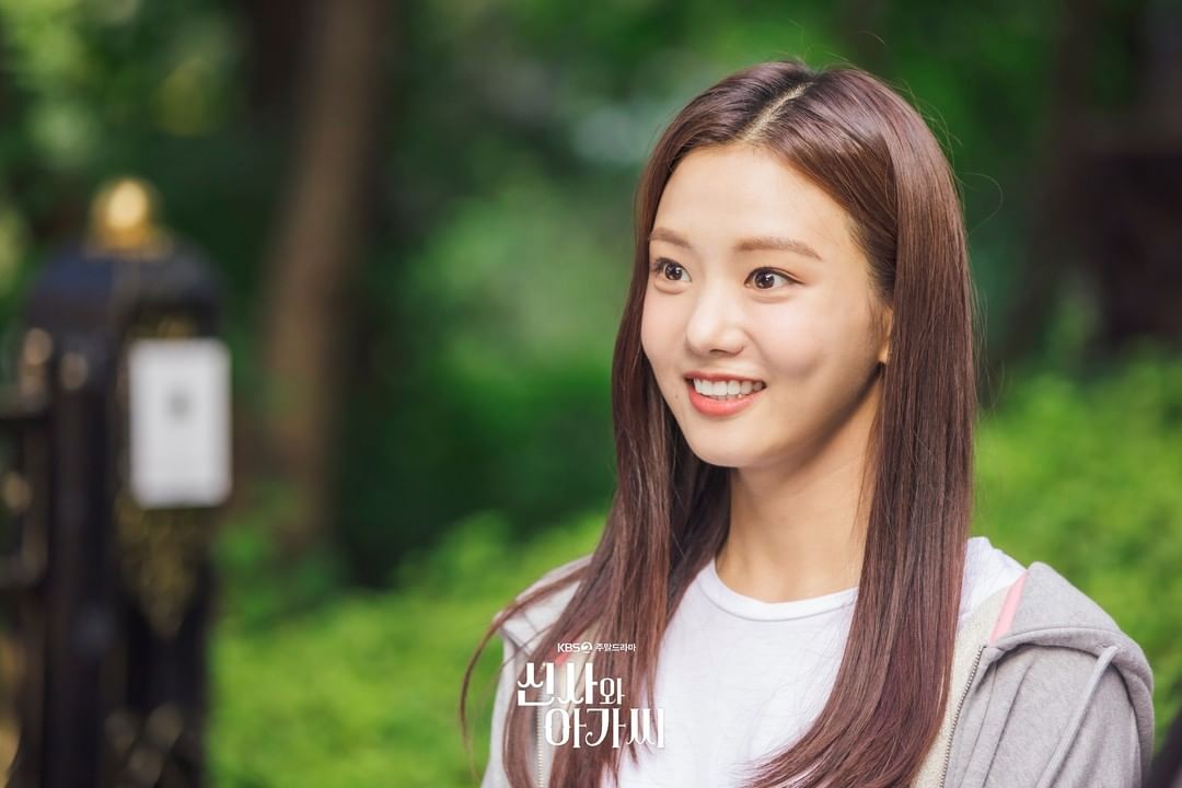 LeeSeHeePh's tweet photo. Pretty and fierce stills for our young lady, Dandan 😍

#LeeSeeHee #이세희 #youngladyandgentleman #dandan #JiHyunWoo

©️ @kbsdrama https://t.co/lGdVYmnAxl