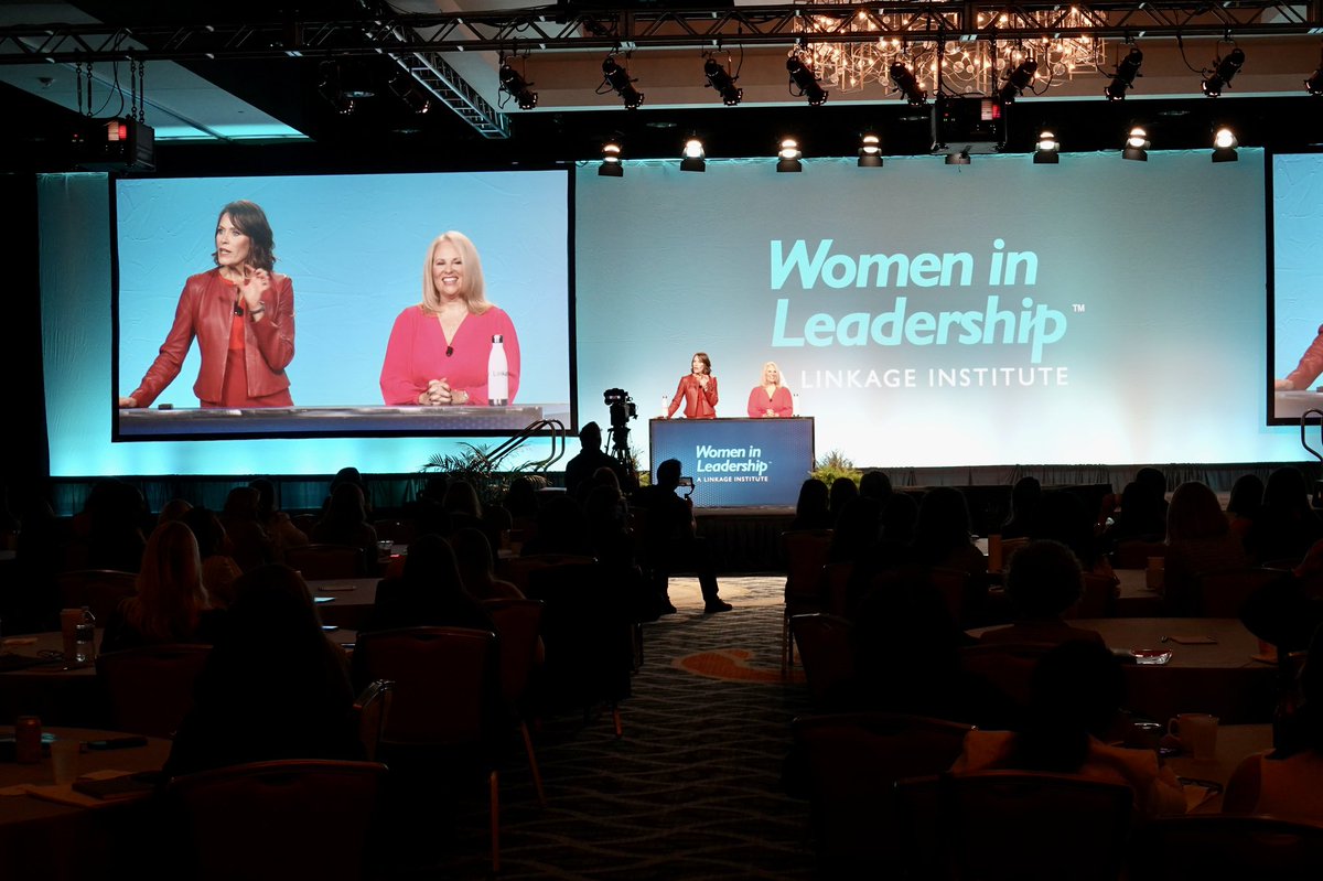 eddieturnerjr's tweet photo. Day 2 of the 2021 @LinkageInc Women in Leadership Institute is underway with @J_McCollum1 and Kristen Howe starting us off!

#Leadership #LinkageWIL #Women https://t.co/x3FWp9fwWd