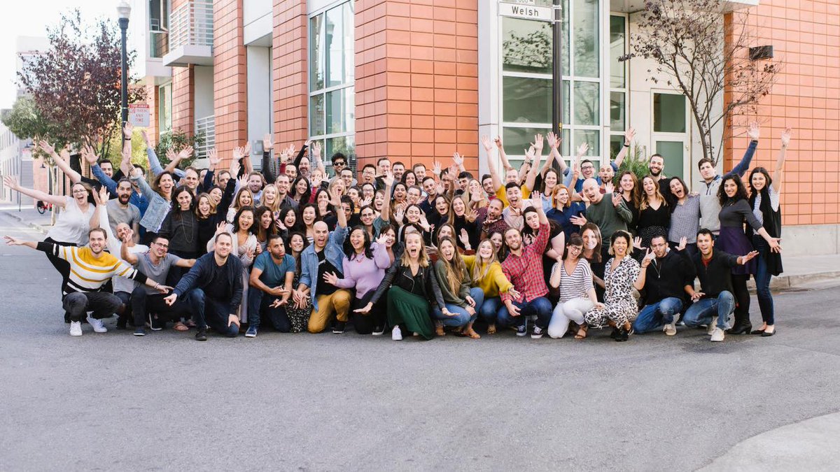 Vintage_Inv's tweet photo. Congratulations to @ozalon_ and the @honeybook team on the announcement of a $250 million funding round at a $2.4 billion valuation.

Read more about the recent fundraise and Honeybook's mission to help independent workers get paid below.

https://t.co/GJVYCkXNmD https://t.co/RQTyg4zo9v