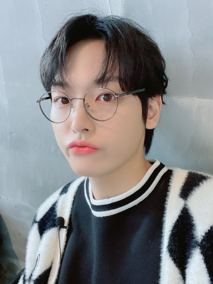 mykitten__'s tweet photo. 왜케기여움?? https://t.co/jpZZUTduvB
