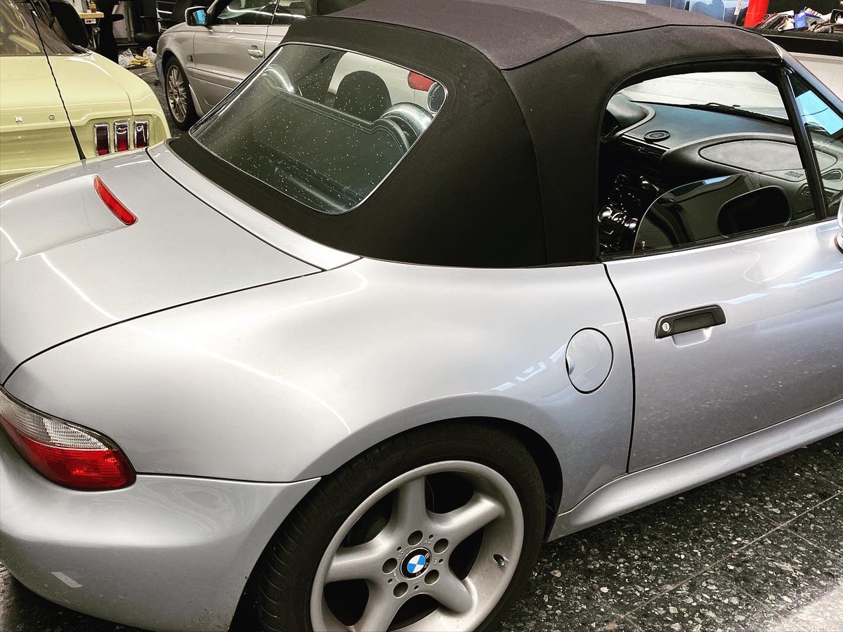 Kleiner Bruder vom Z8 #bmw #bmwz3 #z3 #bmwz3roadster  #convertible #bmworld #z3club #dortmund #sattlerei #autosattler #bmwz3convertible #rosegmbh #autosattlerei #Manufaktur #cabrio #auto #cars #leder #leather #sportwagen #carinterior #restauration #cabriolet #handmade #robertrose