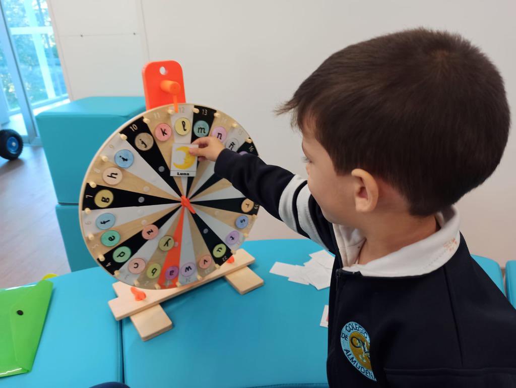 Colegio Virgen de la Almudena tweet media