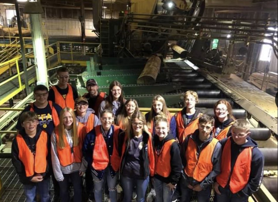 FairlawnFFA's tweet photo. Ten members of the Fairlawn FFA attended the 94th
annual national FFA convention in Indianapolis Indiana. Members sat through sessions and toured different
facilities. The facilities toured we're Frank Miller lumber
in Union City Indiana and Barhorst Belgians outside Fort
Loramie https://t.co/Q8vOcTRl1n