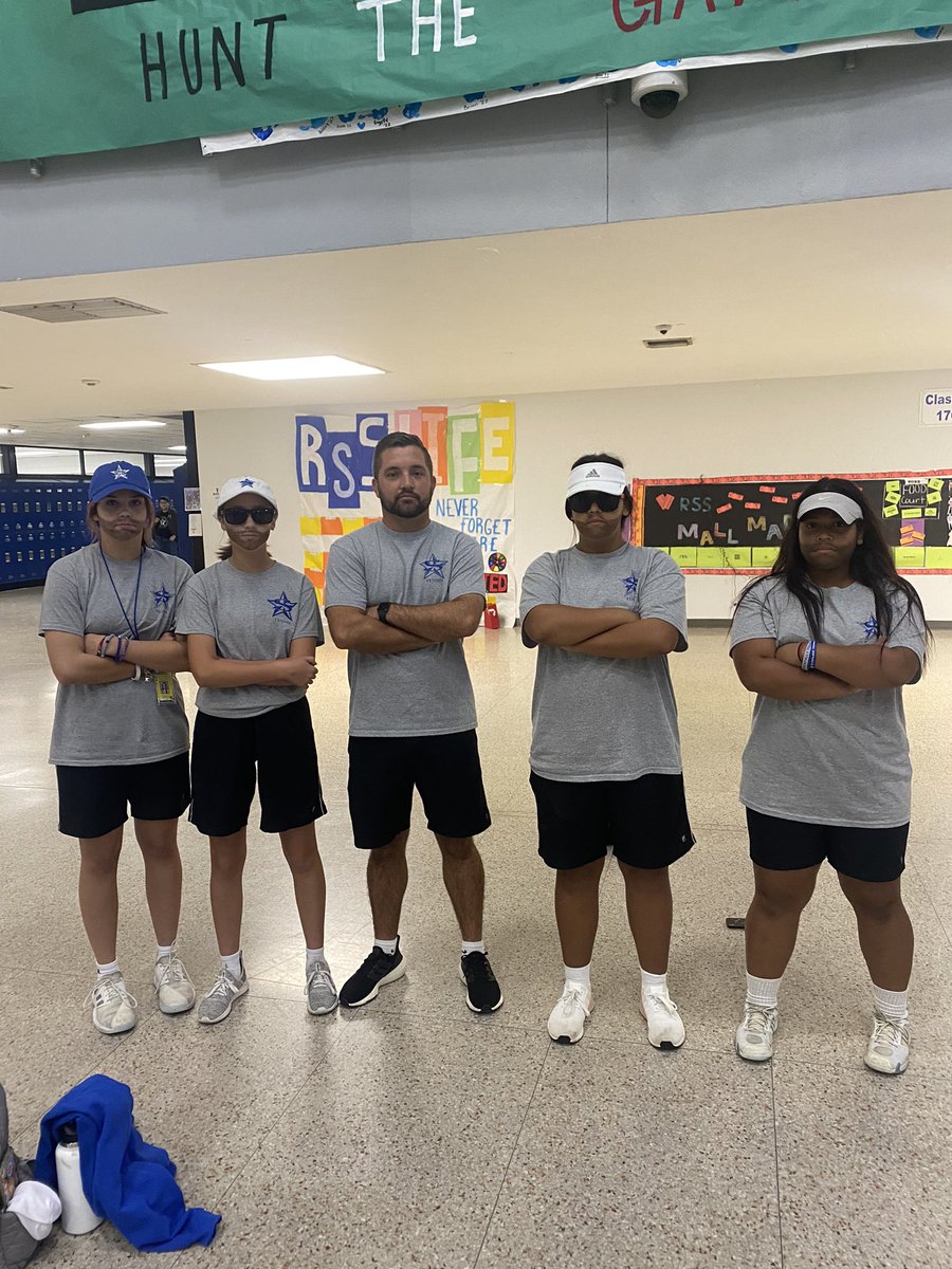RSS_StuCo's tweet photo. #LEEWEAK https://t.co/byXGLHwSa1