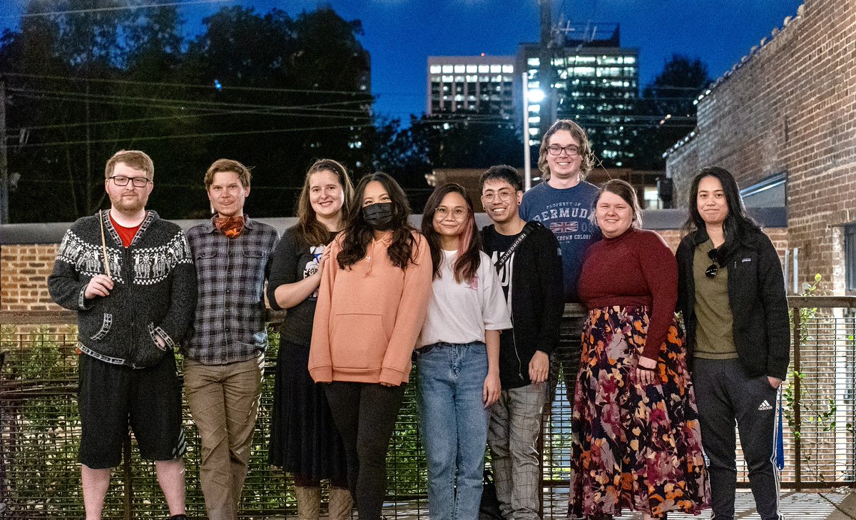 Wavehell0's tweet image. When the discord VC goes irl