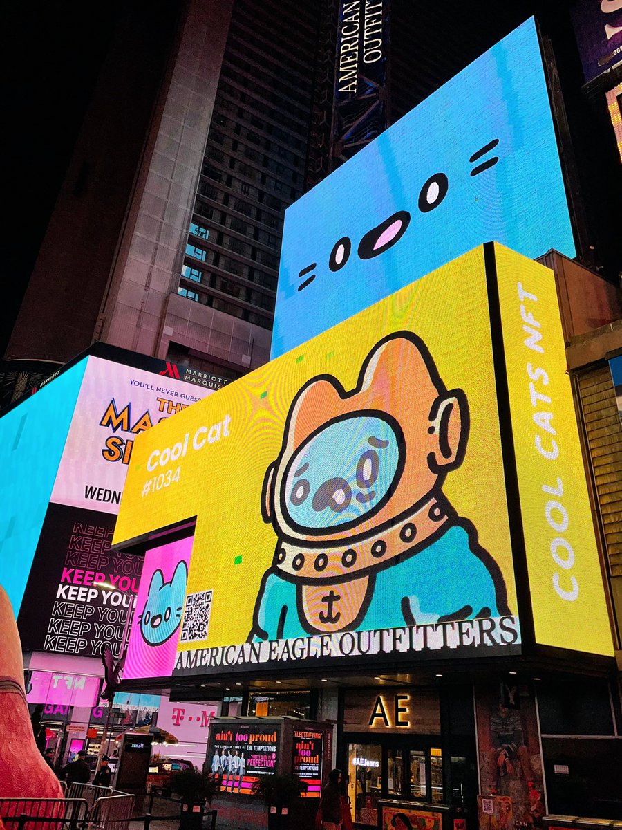 coolcats's tweet photo. new york city? more like mew york city. 🐱💙🏙🗽🍎 https://t.co/w9GPbHwK1s