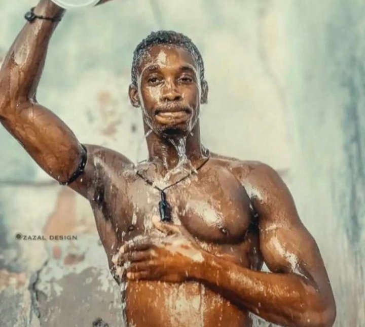 NdiagoDouBaayi's tweet photo. Les #sereres calmez votre joie.
Le plus grand cinéaste africain est #Manjack. Le meilleur gardien du monde est #Manjack. Le meilleur rappeur sénégalais est #Manjack. L'entraîneur qui a gagné la Can avec les sourd muets est #Manjack sans oublier ce phénomène😃😊⬇⬇⬇ https://t.co/tGSpUzbUOS
